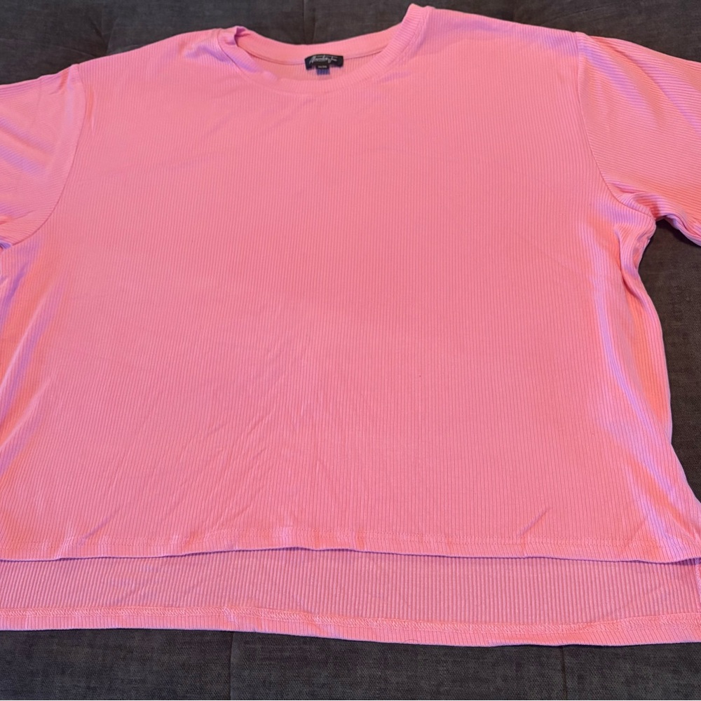 Women’s Alexander Jane Pink Short Sleeve Top, Size 1x/2x
